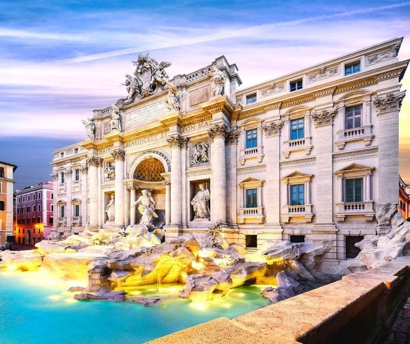 Trevi (120€)<br><a href="https://servizifotograficiprofessionali.it/en/tourists-tour-roma/titolo-del-post/" title="Trevi Fountain walk">Watch</a>